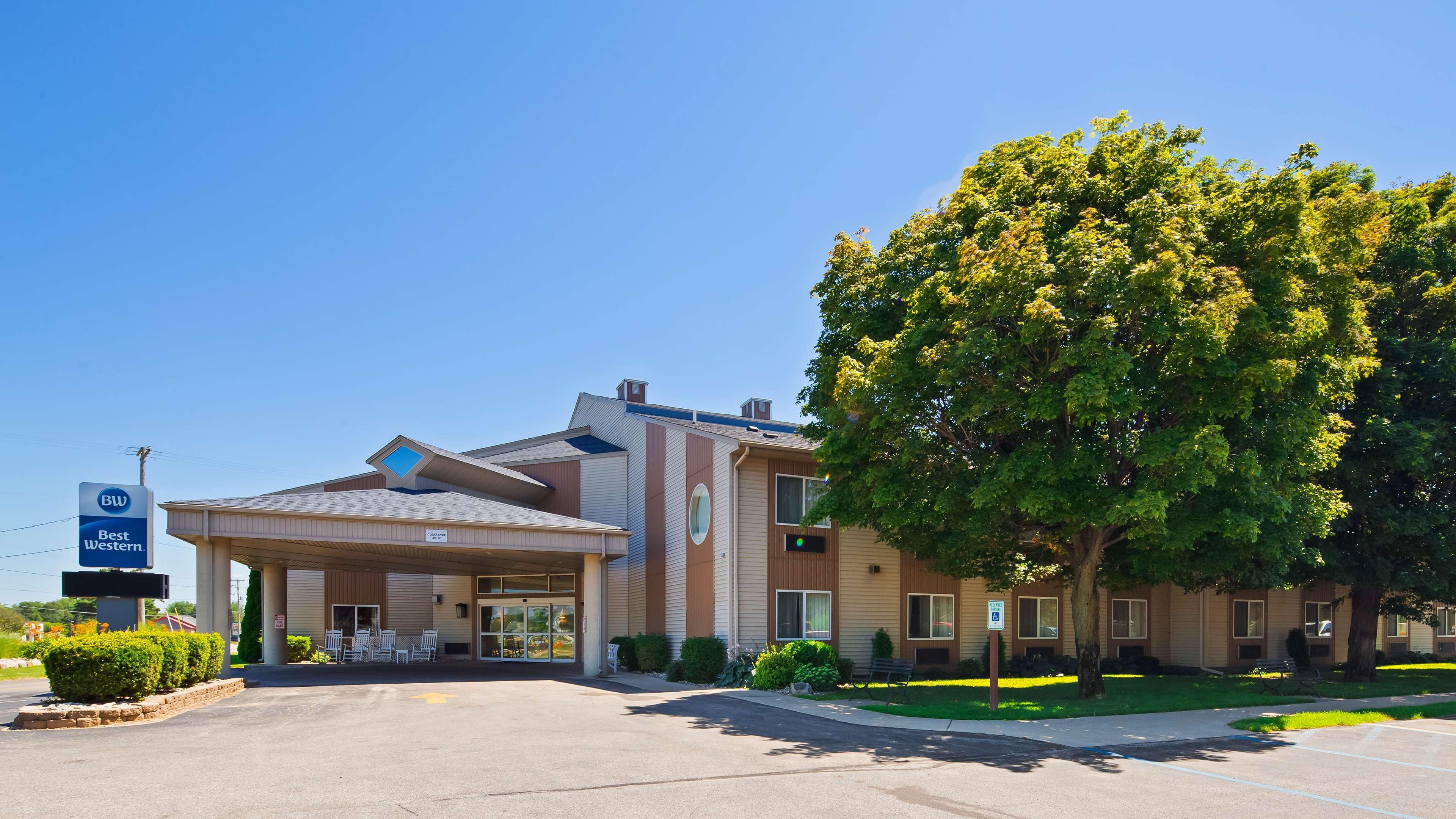 Best Western Lakewinds Ludington Exterior photo