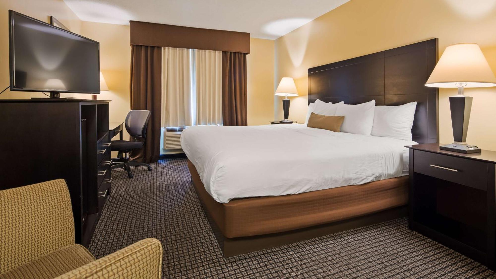 Best Western Lakewinds Ludington Exterior photo